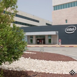 Завод INTEL